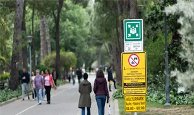 İzmir’in afet sonrası toplanma alanlarının analizi yapıldı