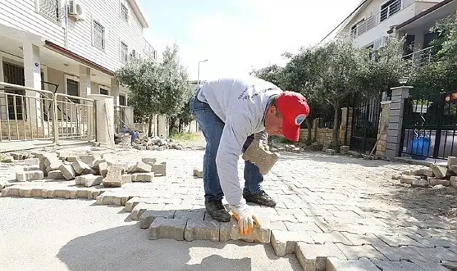 Menderes’te Yol Tamir Seferberliği
