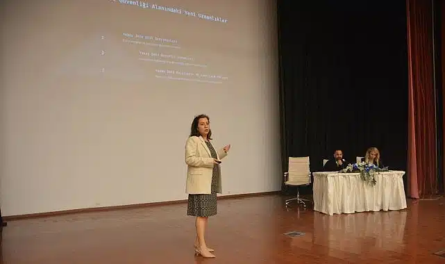 EÜ’de yapay zekâ ve mesleklerin geleceği konuşuldu