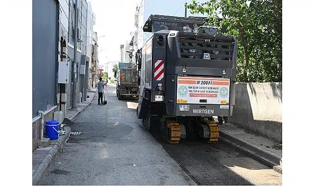 Ahmet Bedevi Mahallesi’nde Asfalt Çalışmaları Başladı