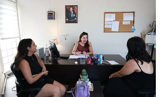 Bayraklı Belediyesinden YKS’de tercih desteği