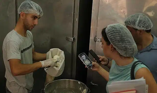 Coğrafi İşaretli Ayvalık Lor Tatlısı Denetimden Geçti