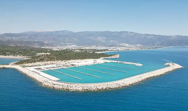 Demre Marina Akdeniz’in parlayan yıldızı olmaya aday