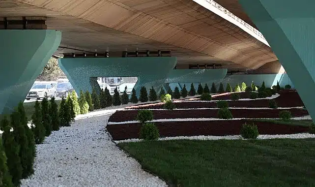 Gebze Topçular Köprülü Kavşağı’nda çevre düzenlemesi