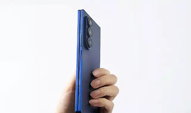 Katlanabilir telefonda yeni kilometre taşı: Galaxy Z Fold7