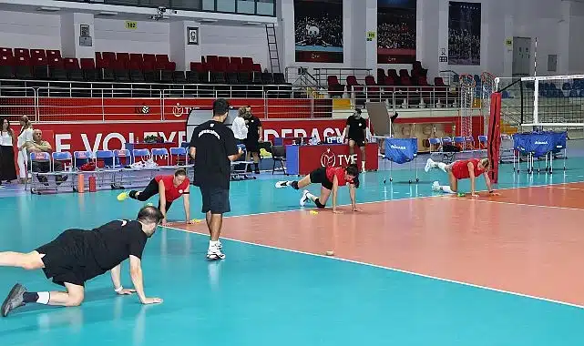 Nilüfer Belediyespor Eker Kadın Voleybol Takımı yeni sezon hazırlıklarına başladı