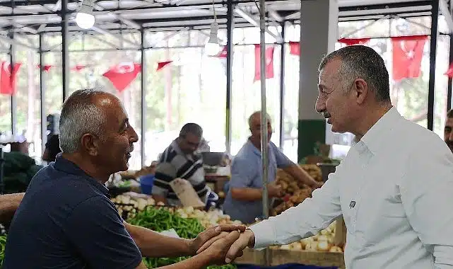 Perşembe Pazarı’nda Büyükakın’a yoğun ilgi