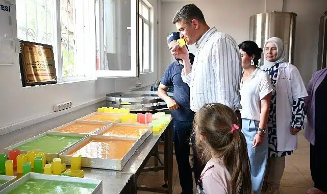 Şifalı Su Kadın Eliyle Sabuna Dönüşüyor