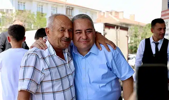 Başkan Özarslan Keçiören Esnafının Yanında