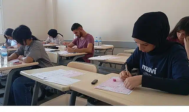 Bayraklı Belediyesinden 11’inci sınıflara ücretsiz hazırlık kursu