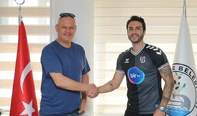 Burhaniyeli gol kralı yuvaya döndü