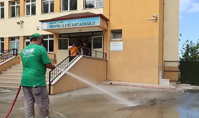Canik Belediyesi Okulları Yeni Eğitim Yılına Hazırlıyor