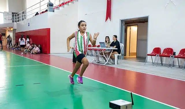 Karşıyaka’da örnek hizmet: Sportif yetenekler keşfediliyor
