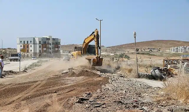 Seferihisar’da 2 kilometrelik yol yenileme çalışması başladı