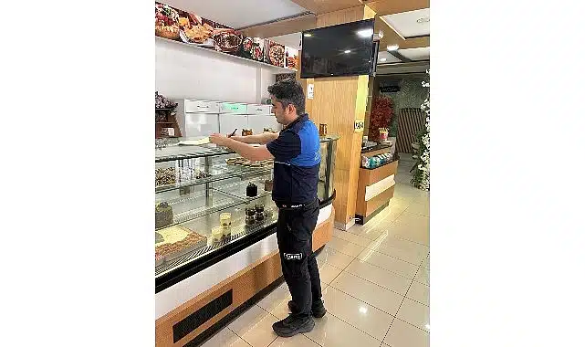 Zabıtadan Pastane, Tatlıcı Ve Dondurmacılara Denetim