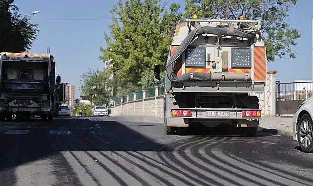 2000 Evler ve Emek Mahallesi’nde Detaylı Temizlik Çalışması