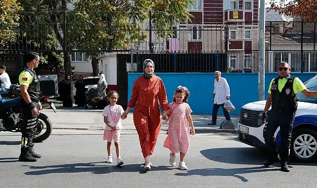 Bağcılar zabıtası ile okul yolu daha güvenli