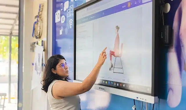 Balçova Belediyesi’nden kadınlara dijital destek