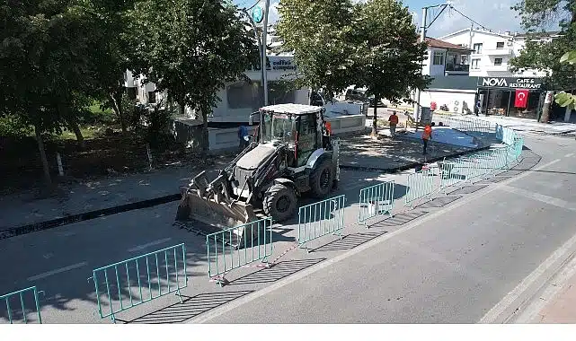 Başiskele sahilinde üstyapı sil baştan