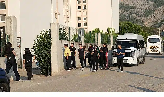 Başkan Yardımcısı Semih Top’tan ‘Servis’ açıklaması