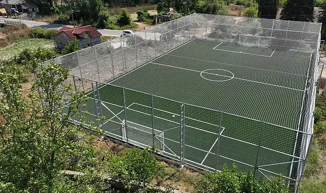 Büyükşehir’den Kocaeli’ye 11 yeni futbol sahası