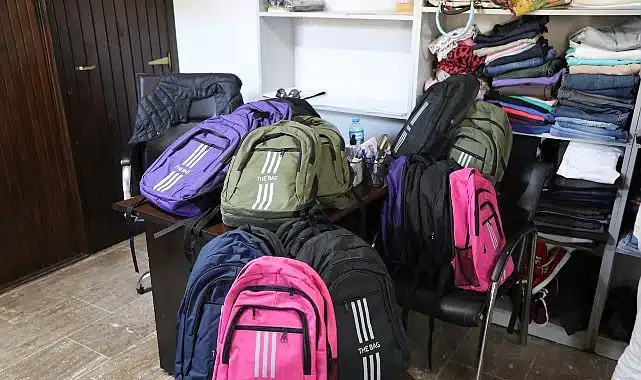 Edremit Belediyesi’nden 400 öğrenciye yeni eğitim yılıdesteği