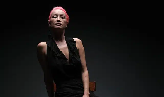 Elçin’den ilk tekli: İyileşmedim