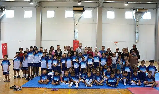 Formalar Başkan Türkmen’in Elinden