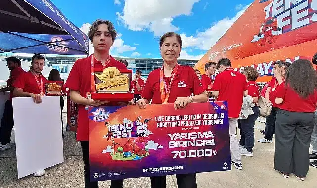 İzmir Fen Lisesi Öğrencisi, TEKNOFEST 2025’te Türkiye Birincisi Oldu
