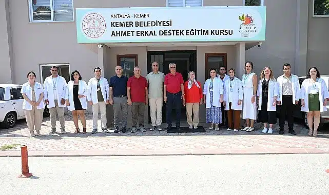 Kemer’de eğitim ve sanat çalışmaları