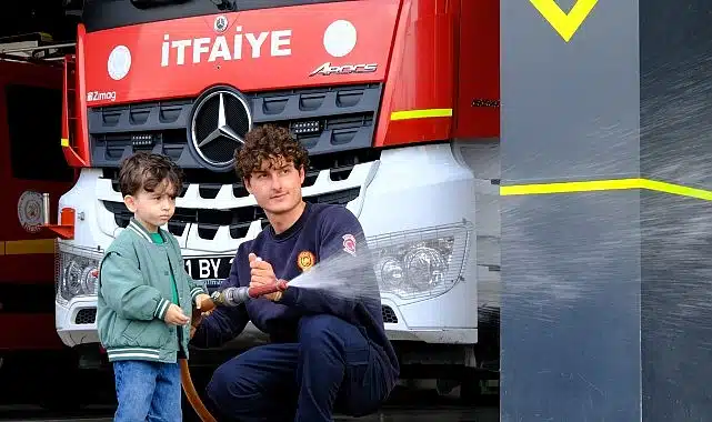 Lokomotifin miniklerinden itfaiye ziyareti