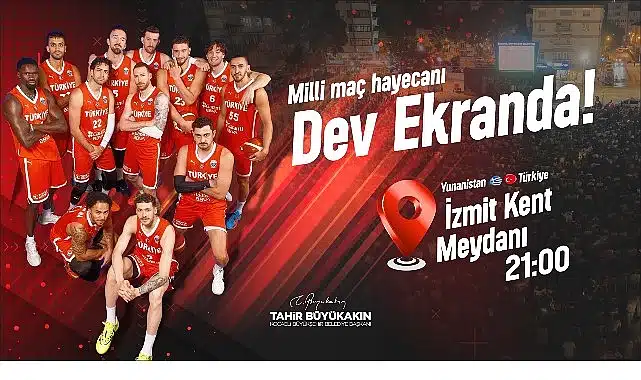 Milli maç Kent Meydanı’nda dev ekranda