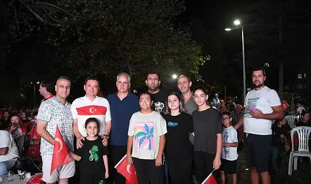 Osmangazi Belediyesi milli heyecanı meydanlara taşıdı