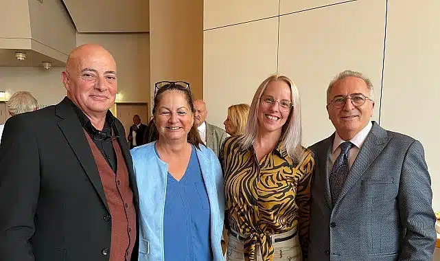 Özgültekin, “Ayvalık’ta zaman yavaşlıyor, hayat güzelleşiyor”