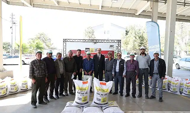 Başkan Altay: “Hayvancılık Yapan Çiftçimize Bu Yıl 80 Ton Macar Fiği Desteği Yapıyoruz”