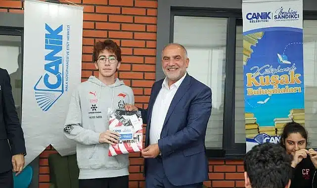 Başkan Sandıkçı Gençlerle Buluştu