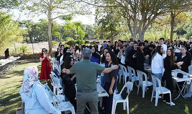 Başkan Topaloğlu öğrencilerin misafiri oldu