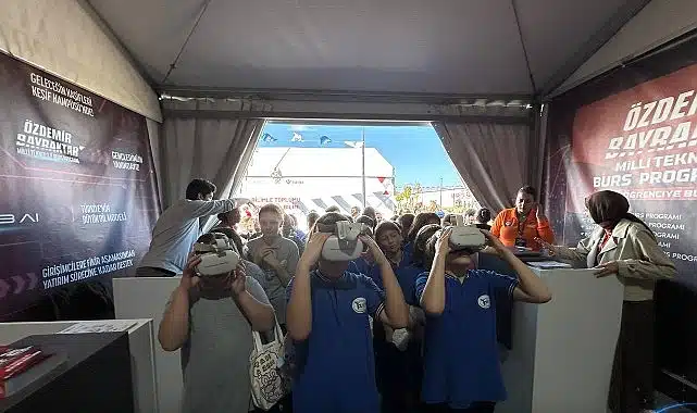 Bilimle Büyüyen Zihinler Trabzon’da Buluştu: STEAMFEST’te Bilim Rüzgârı Esti!