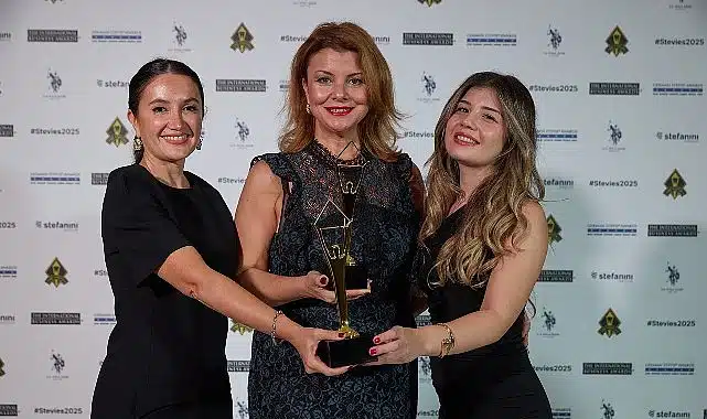 Bingo ve Molped Stevie Awards’le Taçlandırıldı!