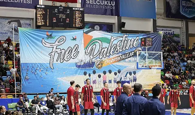 Büyükşehir Belediyespor – Gaziantep Basketbol Maçında Gazze’ye Destek Pankartı Açıldı
