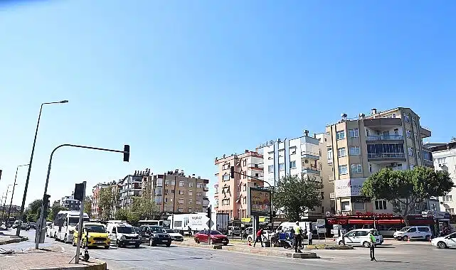 Büyükşehir sinyalizasyon alt yapısını yeniliyor