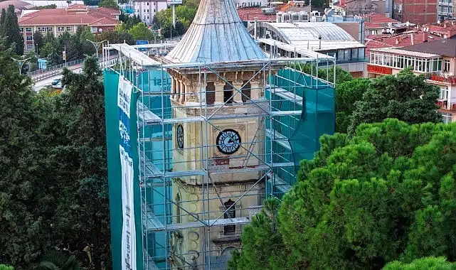 Büyükşehir’den İzmit Saat Kulesi’nde titiz çalışma
