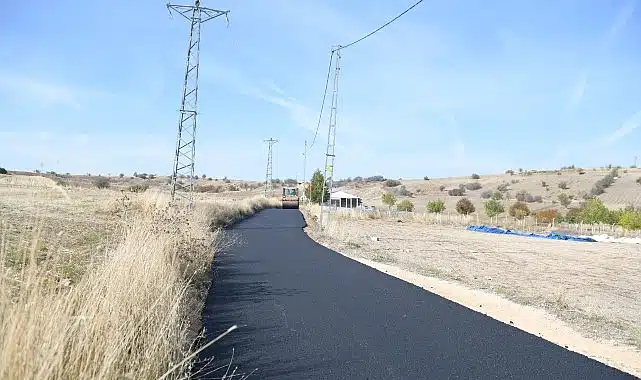 Çalta Mahallesi’ne Tarihinde İlk Kez Asfalt Çalışması
