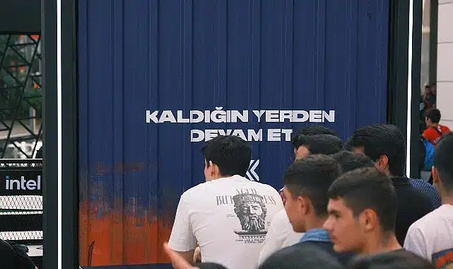 Excalibur’un Gücü RE:PLAY Turnuvasında Oyuncularla Buluştu