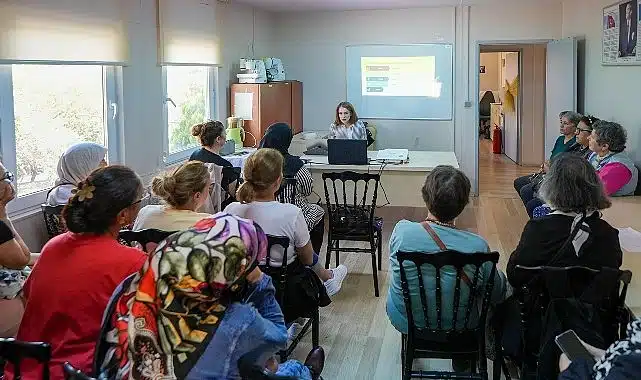 Maltepe Belediyesi’nden kadınlara dijital destek