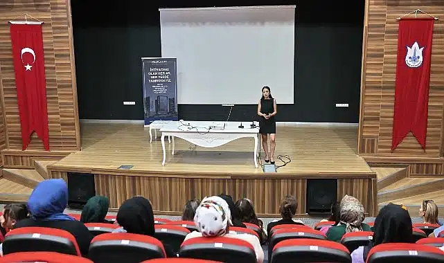 ‘Mutlu Çocuklar’ın anneleri seminere katıldı