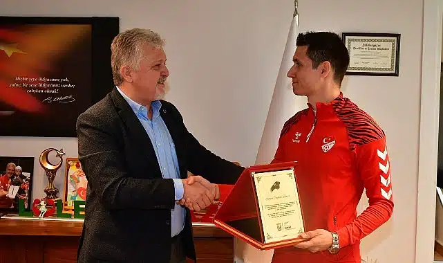 Örnek hakemden Başkan Gerenli’ye ziyaret