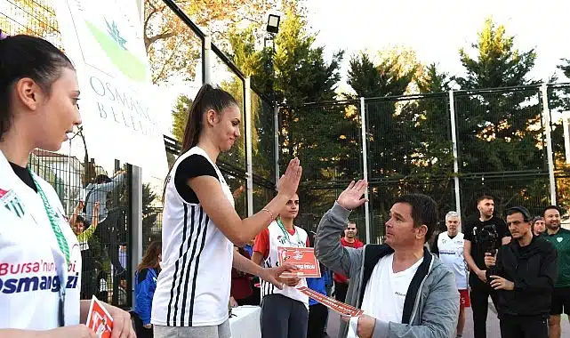 Osmangazi’de Basketler Cumhuriyet İçin Atıldı