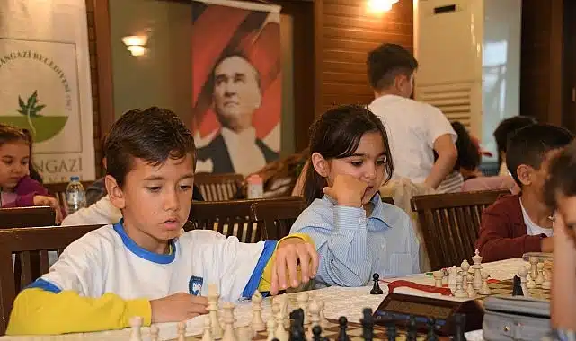 Osmangazi’de Cumhuriyet Ruhu Satranç Turnuvasıyla Canlandı