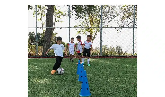 Büyükşehir gençleri spora kazandırıyor